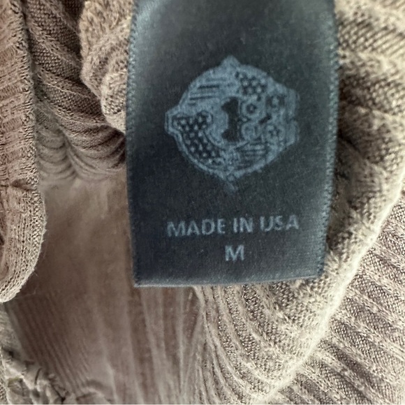 The Classic Cropped Ribbed Front Tie Size M Brown - Picture 6 of 10